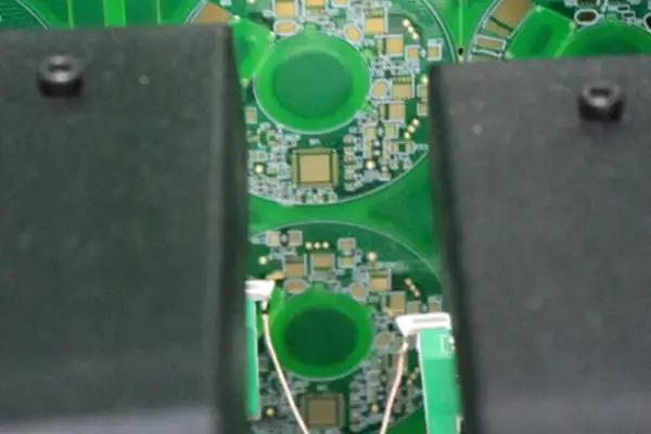 printed circuit board vias manufacturing equipment-1