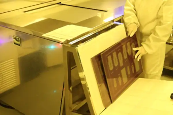 flexible pcb design considerations manufacturing equipment-1